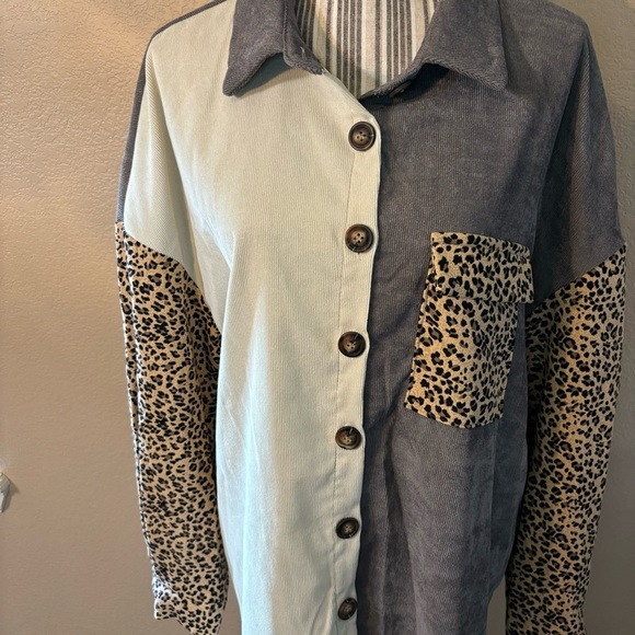 New SHEIN Shirt Two-Tone Leopard Button Down Cream Gray Ribbed Long Sleeve - Picture 3 of 14
